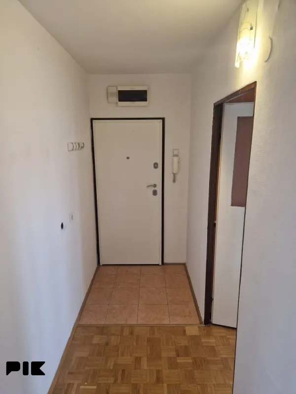 Dvosoban stan, 54 m², 4. sprat, Čengić Vila, Novo Sarajevo - fotografija 11 od 16