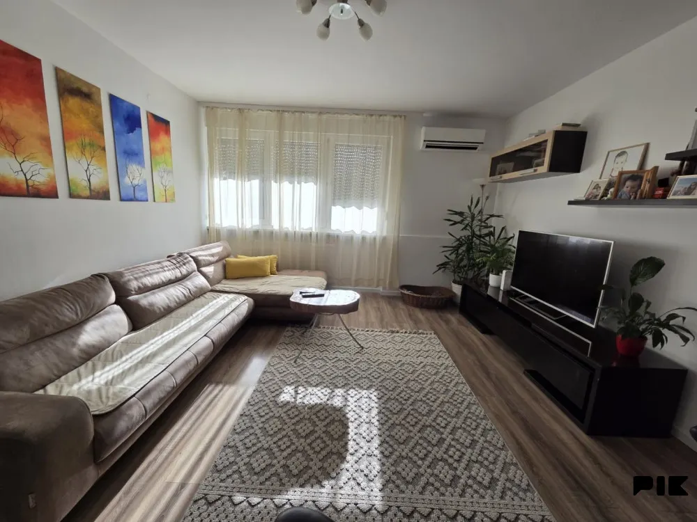 Dvosoban stan, 59 m² i lođa 4,5 m², Grbavica, Novo Sarajevo - fotografija 10 od 17