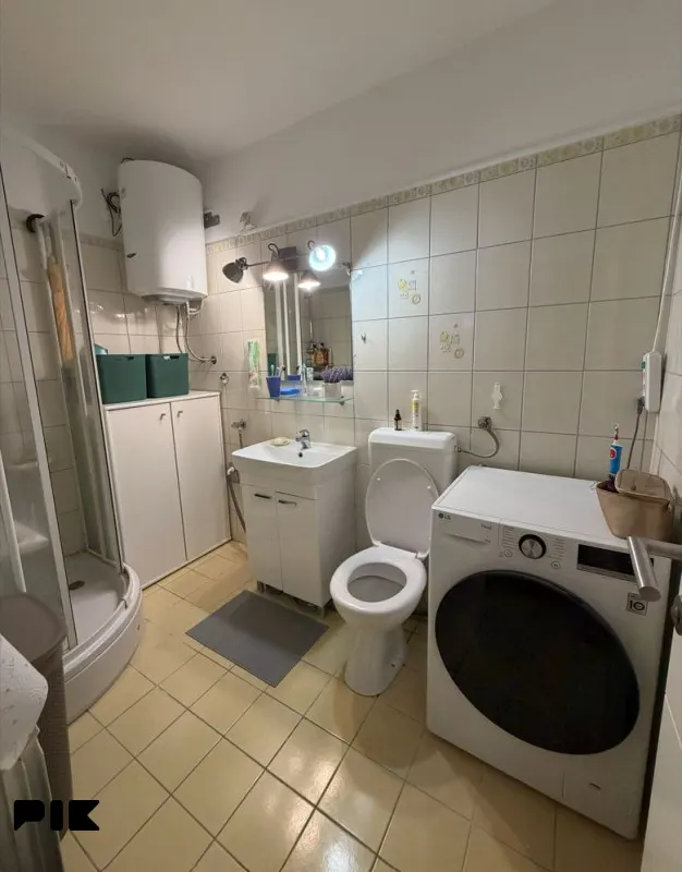 Dvosoban stan, 59 m² i lođa 4,5 m², Grbavica, Novo Sarajevo - fotografija 14 od 17