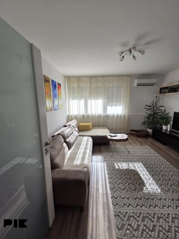 Dvosoban stan, 59 m² i lođa 4,5 m², Grbavica, Novo Sarajevo - fotografija 15 od 17