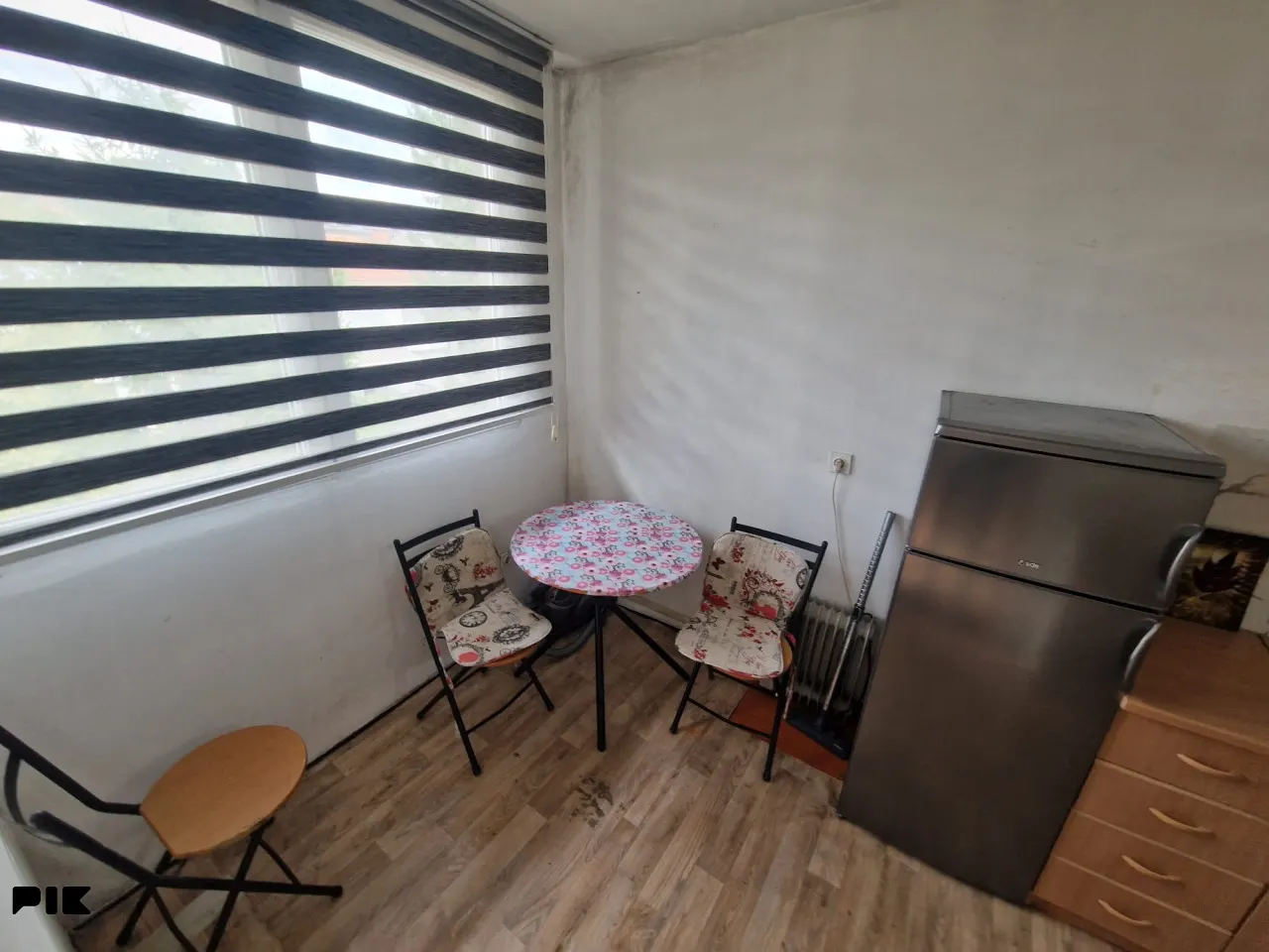 Dvosoban stan od 59 m² sa balkonom, Aerodromsko naselje, Novi Grad - fotografija 10 od 14