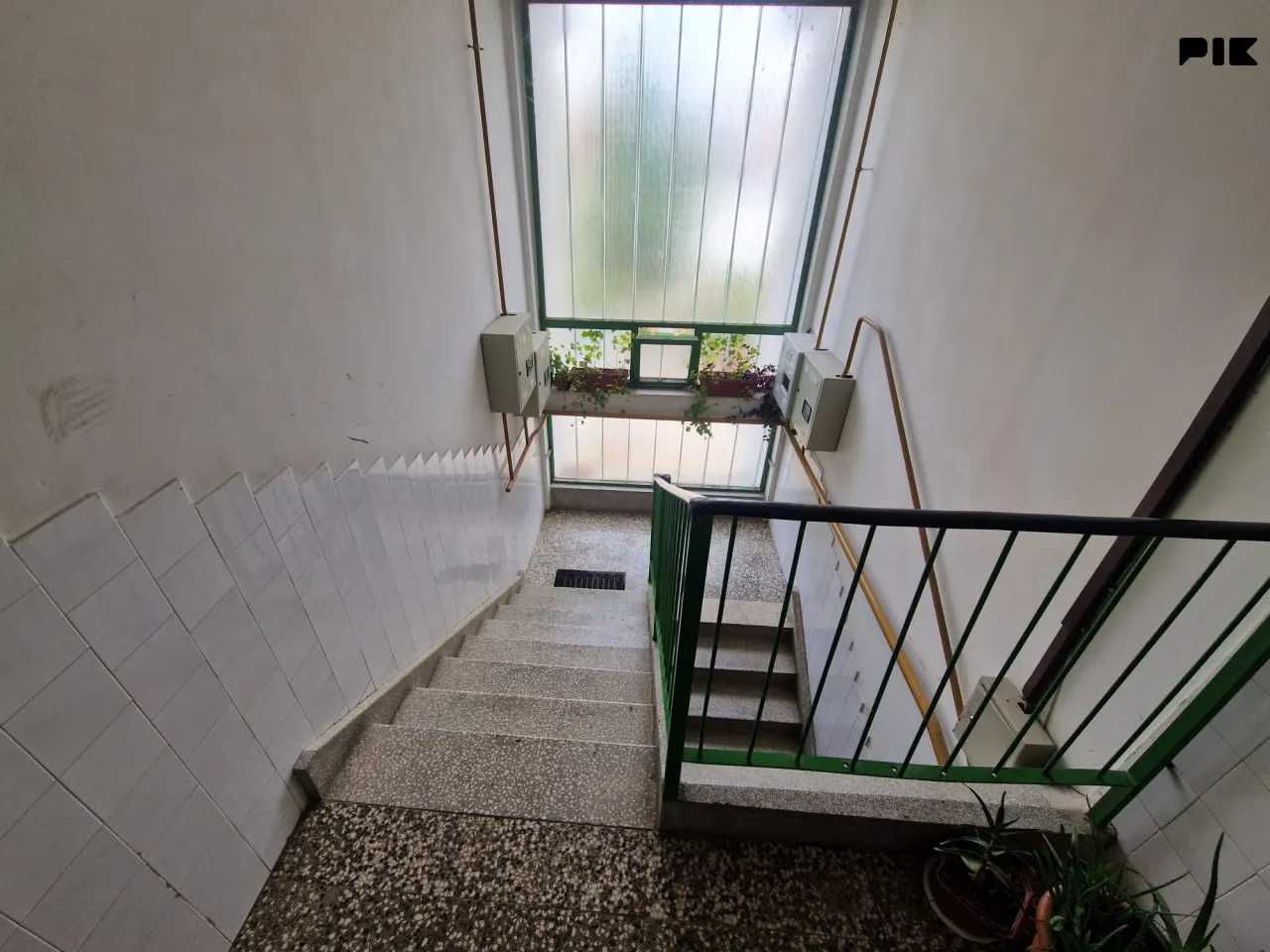 Dvosoban stan od 59 m² sa balkonom, Aerodromsko naselje, Novi Grad - fotografija 11 od 14