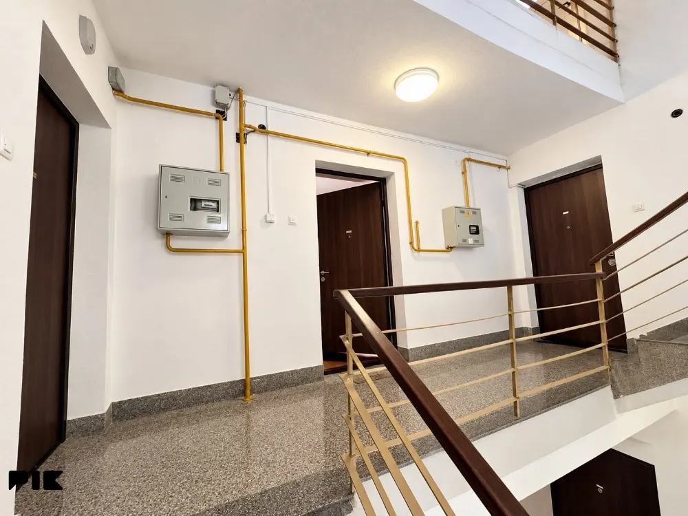 Dvosoban stan od 45 m² s lođom, Buća Potok, Novi Grad - fotografija 8 od 8
